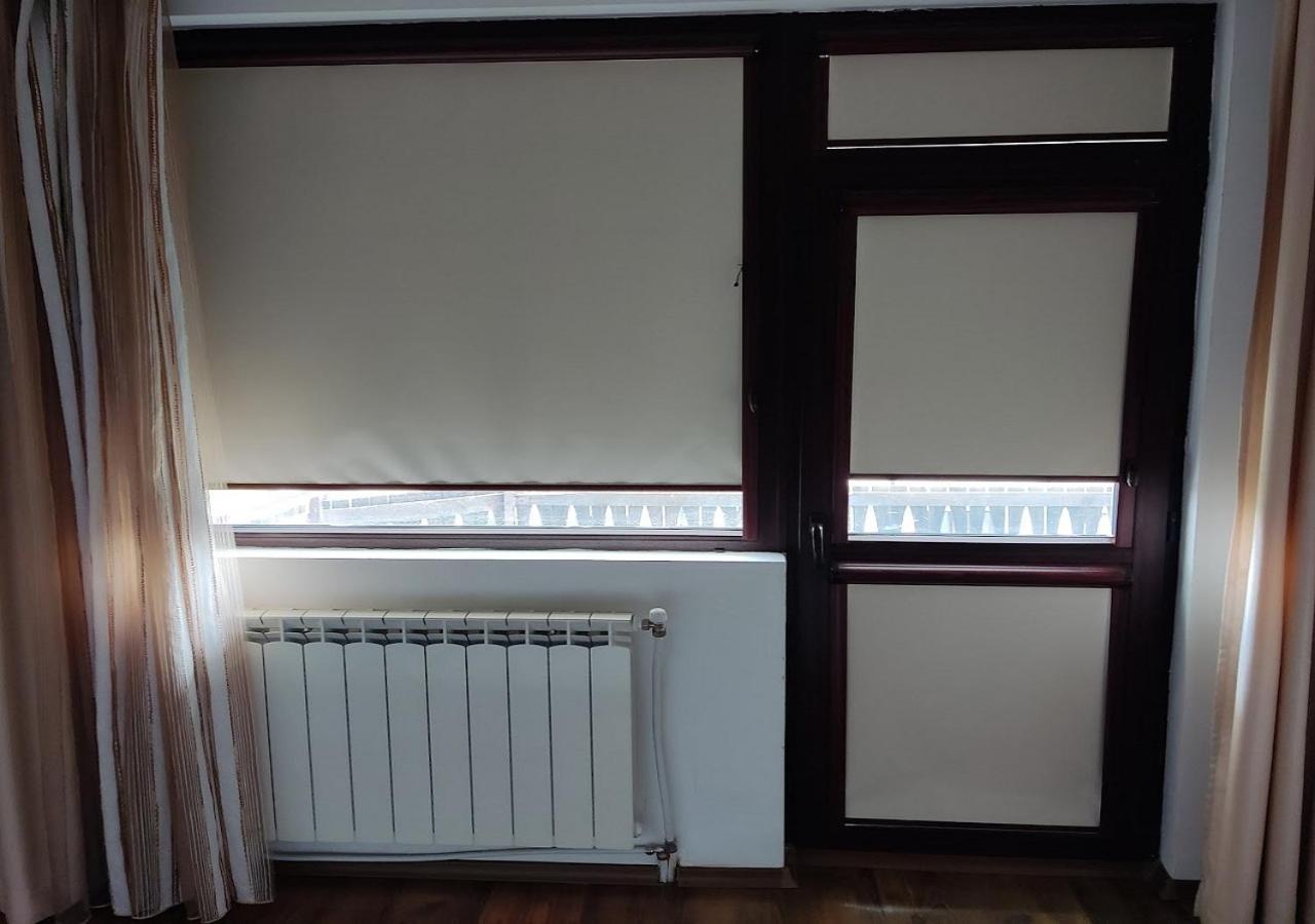 Family 2 Bed Apartment In Bansko Exterior photo