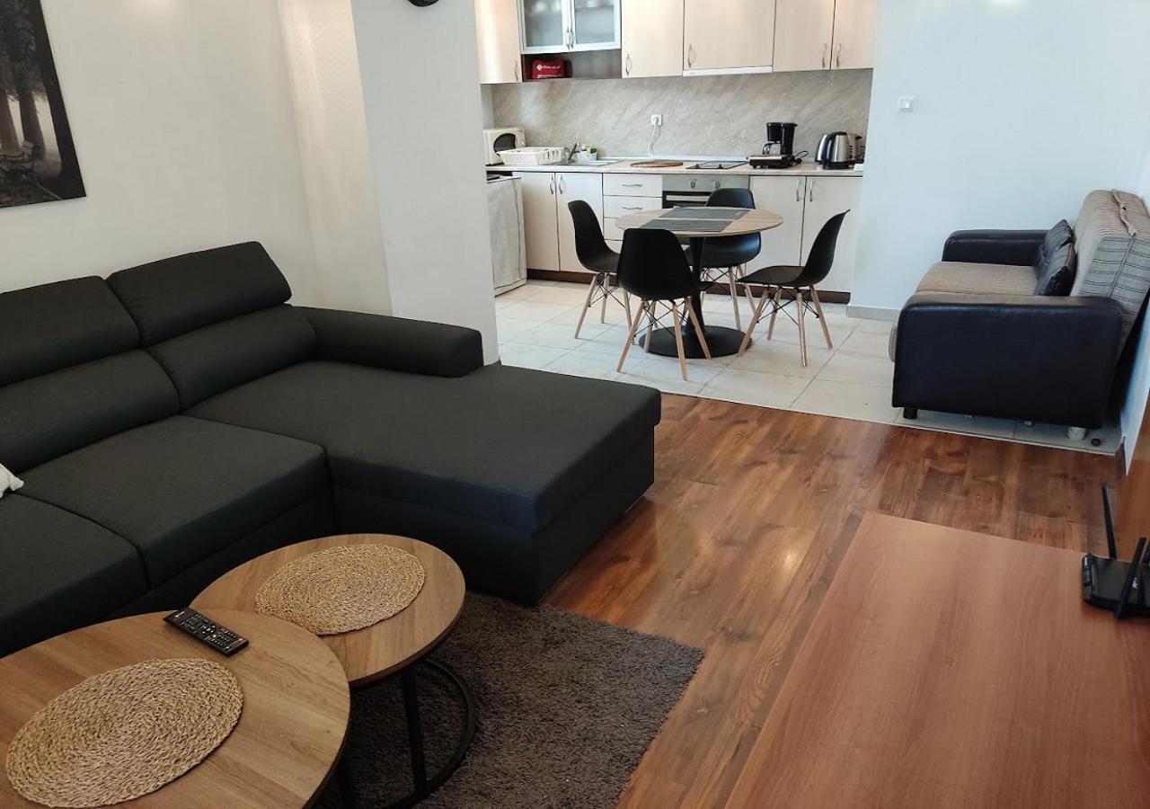 Family 2 Bed Apartment In Bansko Exterior photo